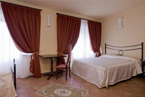 La Campana D'Oro Hotel Beverino Room photo